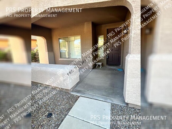 1073 E Jade Dr in Chandler, AZ - Building Photo - Building Photo