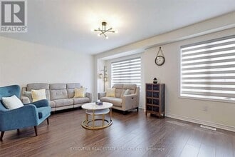 468 Remembrance Rd in Brampton, ON - Building Photo - Building Photo