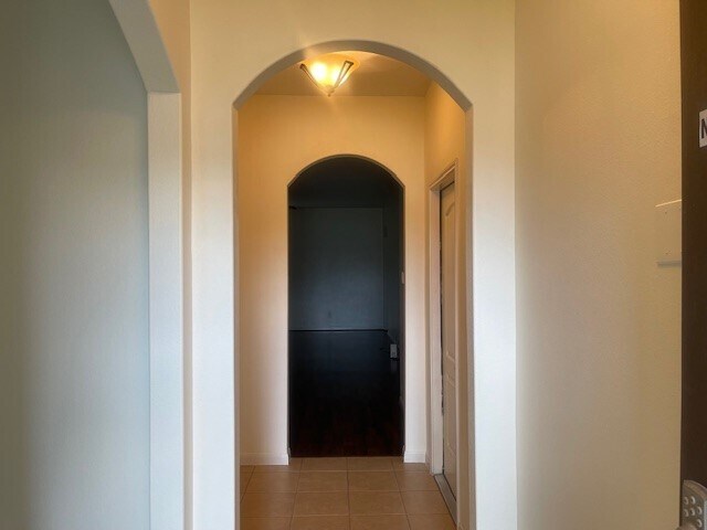 8739 Leclaire Meadow Dr in Humble, TX - Building Photo