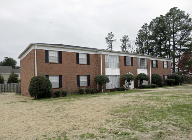 245-257 Aldersgate Rd in Collierville, TN - Building Photo - Building Photo