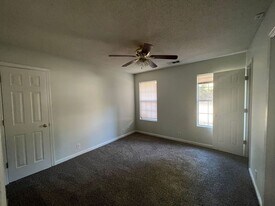 158 High Point Dr in Rincon, GA - Building Photo