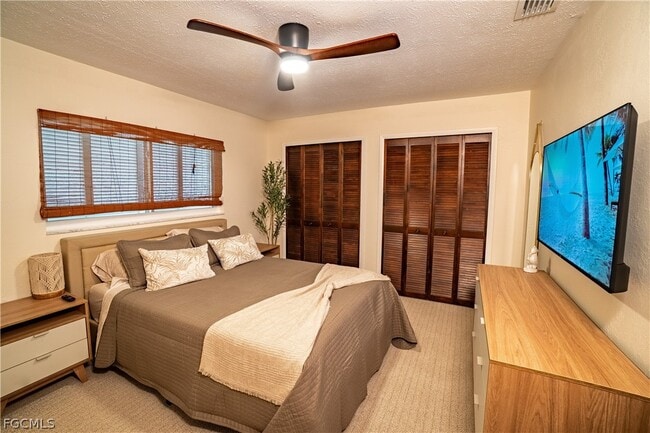 property at 3510 SE 19th Pl