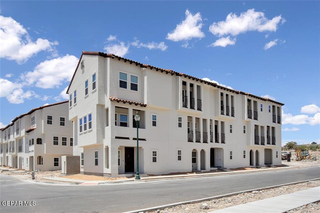 453 Vin Benicarlo Pl. in El Paso, TX - Building Photo