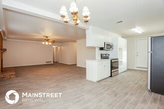 309 Jagoe St in Krum, TX - Foto de edificio - Building Photo