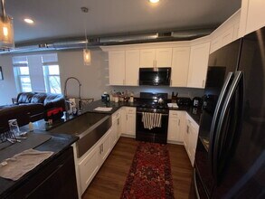 2711 30th Ave S in Minneapolis, MN - Building Photo - Building Photo