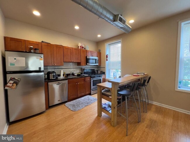 property at 1920 N 7th St