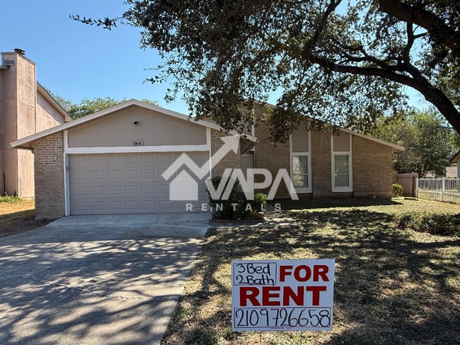 5618 Wood Walk St in San Antonio, TX - Building Photo - Building Photo