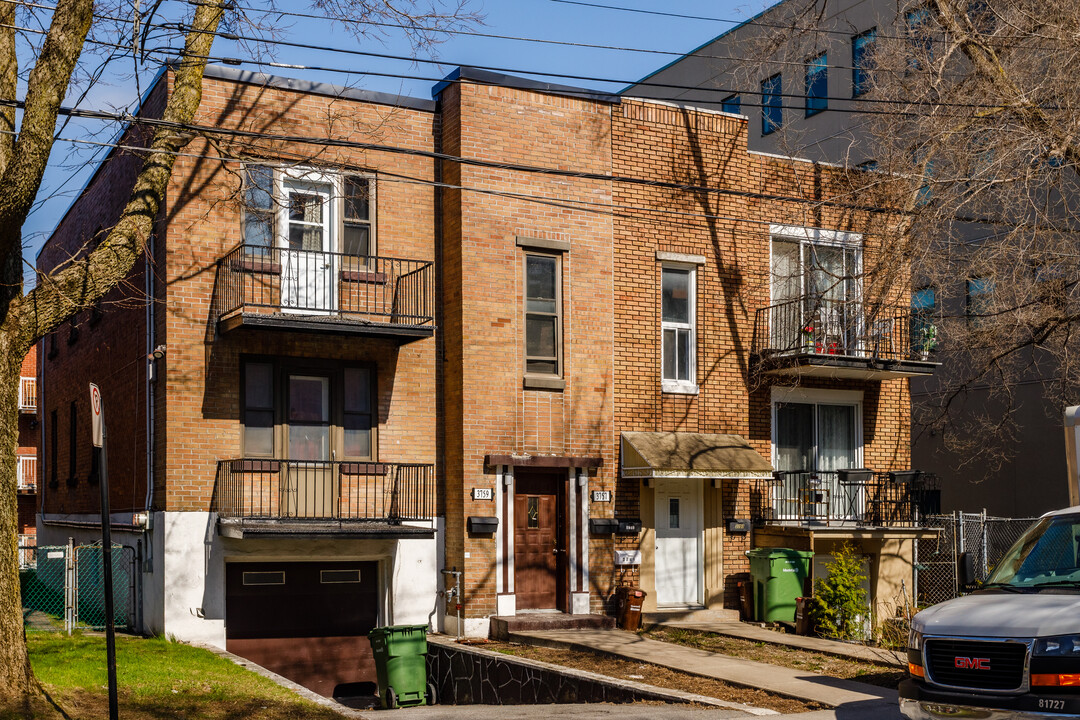 3753 De La Peltrie St in Montréal, QC - Building Photo