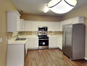 1584 Silver Ridge Dr in Austell, GA - Building Photo - Building Photo