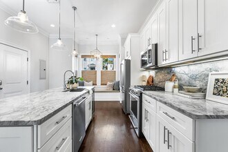 25 Brighton St in Boston, MA - Building Photo - Building Photo