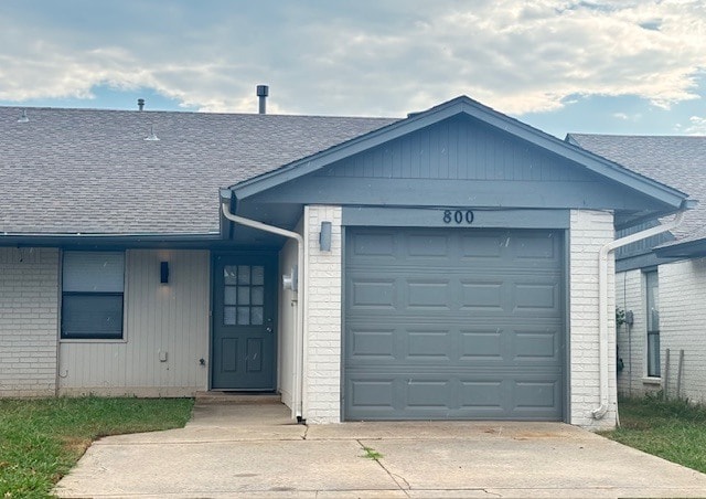 property at 800 Swan Lake Rd