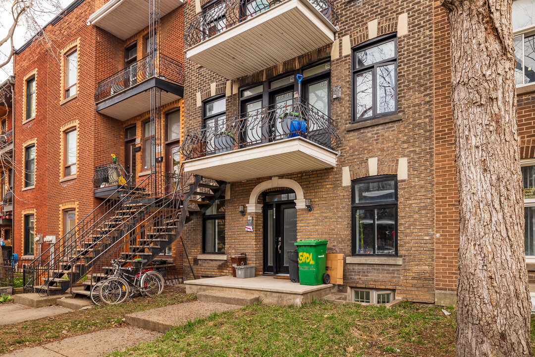 5801-5807 De Lorimier Av in Montréal, QC - Building Photo