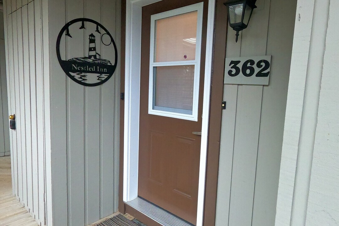 362 Mariners Way in Collingwood, ON - Building Photo