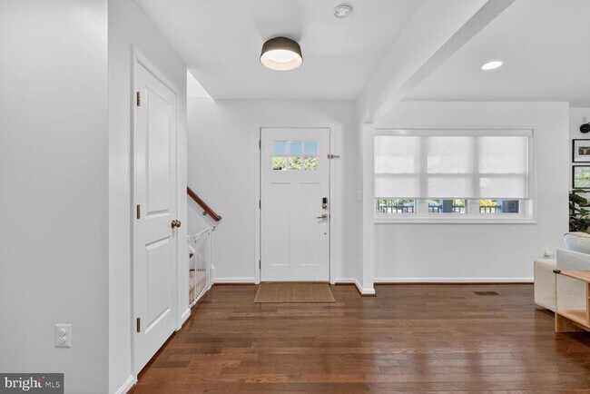 property at 4613 Willow Run Dr