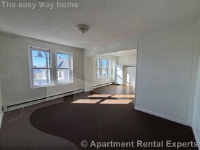 509 Medford St in Somerville, MA - Building Photo - Building Photo