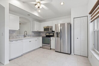 3622 Coco Lake Dr in Coconut Creek, FL - Building Photo - Building Photo