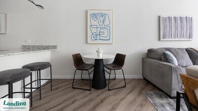 7166 W Custer Ave, Unit A-213 in Lakewood, CO - Foto de edificio - Building Photo