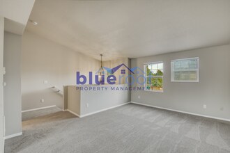 615 N Elliott Rd in Newberg, OR - Building Photo - Building Photo