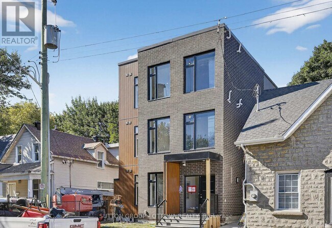 123 Harvey St in Ottawa, ON - Building Photo - Building Photo
