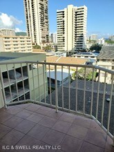 1535 Pensacola St-Unit -#511 in Honolulu, HI - Building Photo - Building Photo