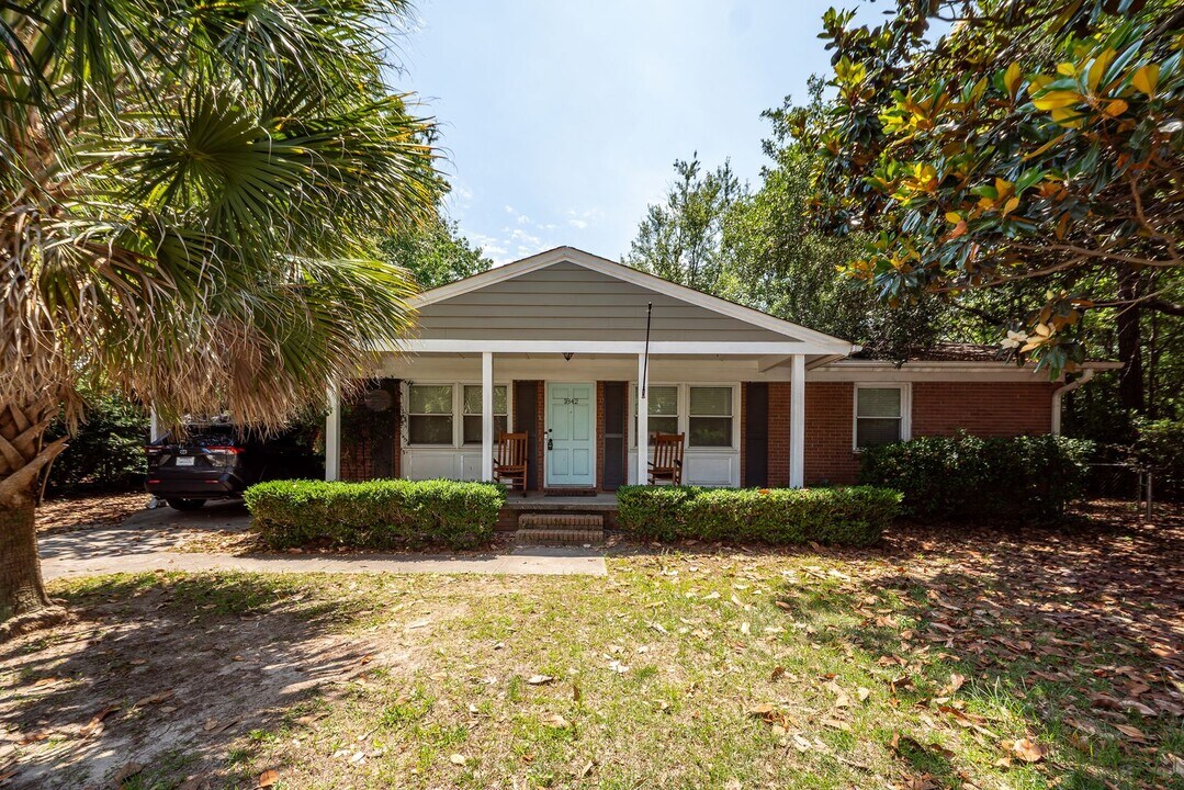 1842 Gippy Ln in Charleston, SC - Building Photo