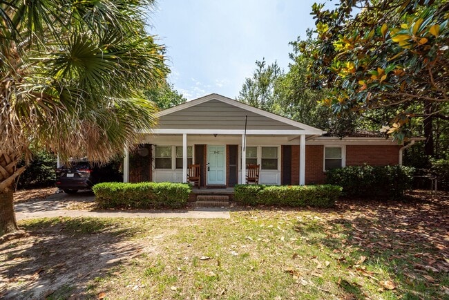 property at 1842 Gippy Ln