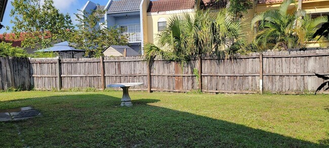 12738 Peconic Ct in Wellington, FL - Building Photo - Building Photo