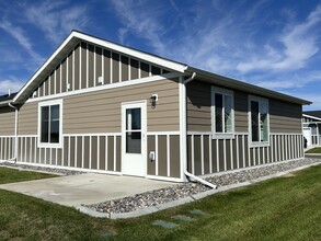 Queens Ann Patio Home Apartments in Helena, MT - Building Photo - Building Photo