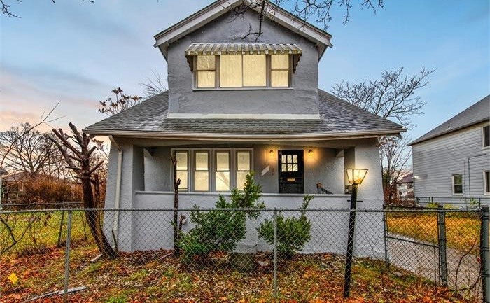 4497 Harding St in Detroit, MI - Building Photo