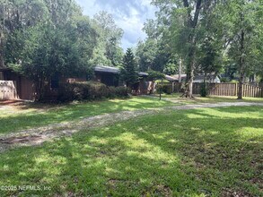 12723 Longview Dr W in Jacksonville, FL - Building Photo - Building Photo