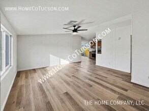 9950 N El Uno Minor in Tucson, AZ - Building Photo - Building Photo