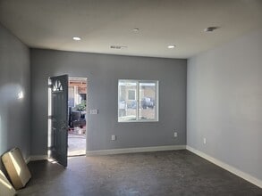 9538 Prichard St in Bellflower, CA - Building Photo - Building Photo