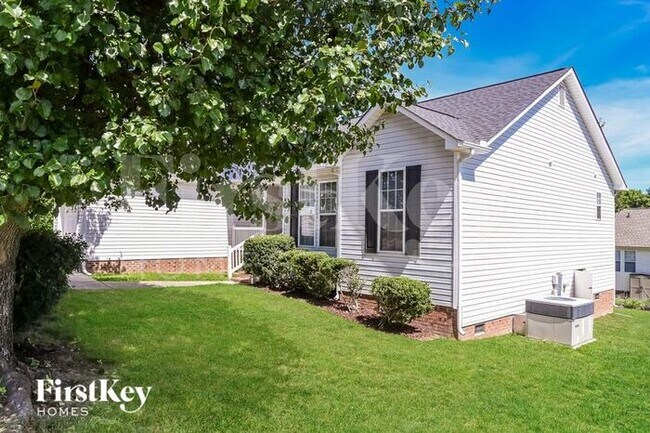 7113 Spanglers Spring Way in Raleigh, NC - Building Photo - Building Photo