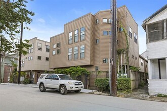 1420 Wilson St in Houston, TX - Building Photo - Building Photo