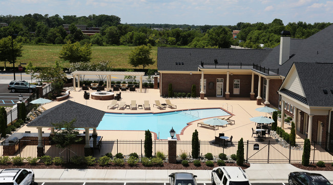 Meridian Harbourview in Suffolk, VA - Foto de edificio - Building Photo