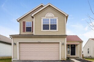 1960 Forestwind Dr in Grove City, OH - Building Photo