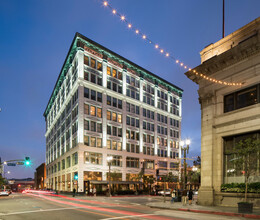 121 E 6th St- Luxury Lofts! in Los Angeles, CA - Building Photo - Building Photo