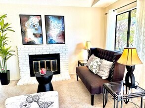 1314 La Terrace Cir, Unit 1314 in San Jose, CA - Building Photo - Building Photo