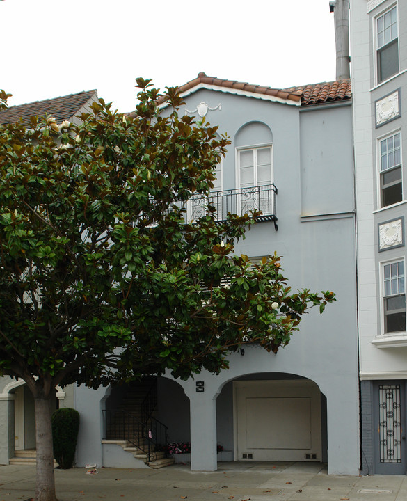 3747-3749 Fillmore St in San Francisco, CA - Building Photo