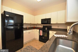 4550 Strutfield Ln in Alexandria, VA - Building Photo - Building Photo