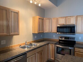 16687 Shaw Pine Ct in La Pine, OR - Building Photo - Building Photo