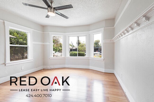 227 E 52nd St, Unit 5 in Los Angeles, CA - Building Photo - Building Photo