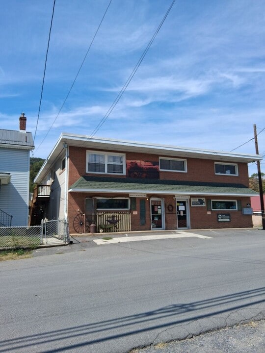 50 Stately St in Wiley Ford, WV - Building Photo