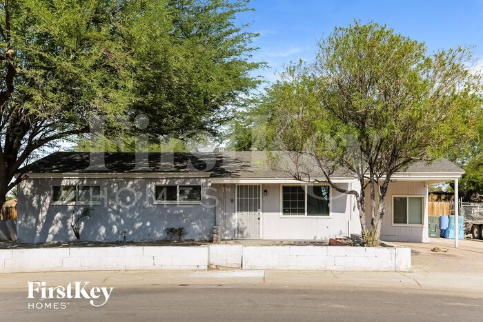 3350 W Virginia Ave in Phoenix, AZ - Foto de edificio