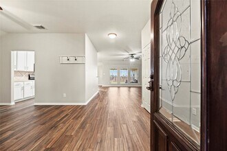 9910 Pine Flats Dr in Houston, TX - Building Photo - Building Photo