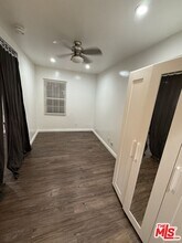 1465 S Durango Ave in Los Angeles, CA - Building Photo - Building Photo