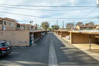 Rancho San Juan Condominiums in Tustin, CA - Building Photo - Building Photo