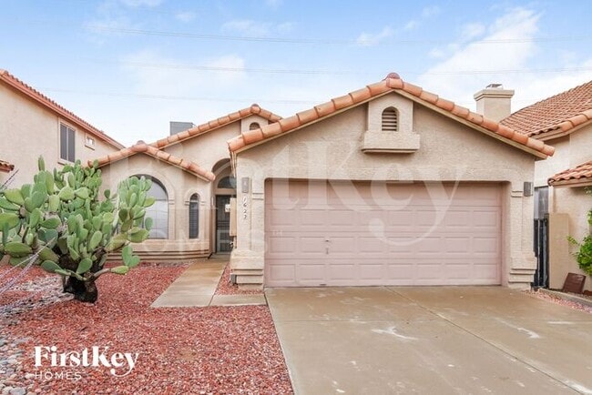 property at 1622 E Villa Theresa Dr
