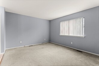 3618 Heritage Pkwy in Dearborn, MI - Building Photo - Building Photo