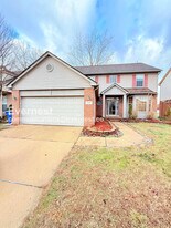 1660 Brookdale Dr in Canton Township, MI - Building Photo